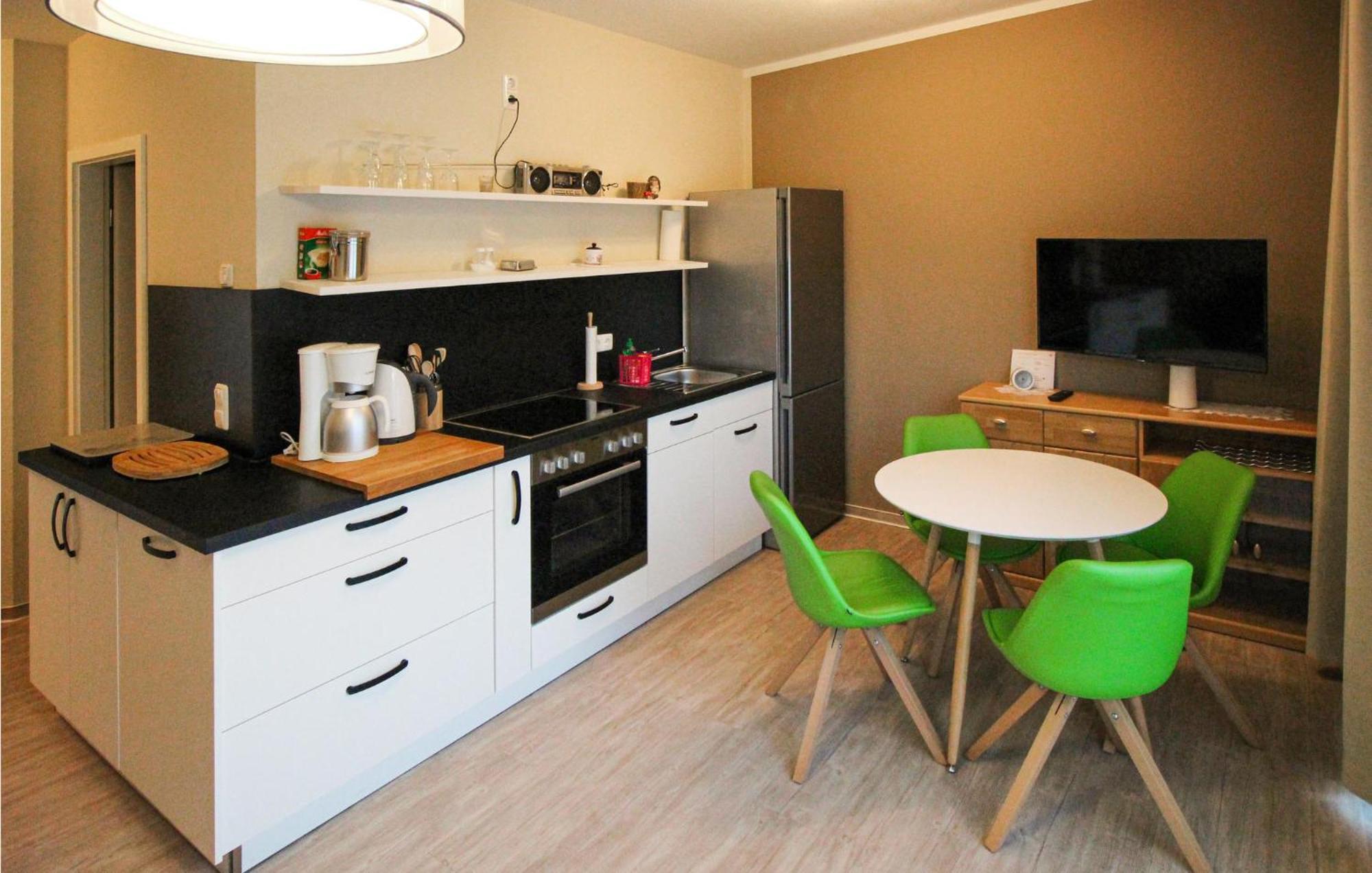Stunning Apartment In Graal-Mueritz With Kitchen 외부 사진